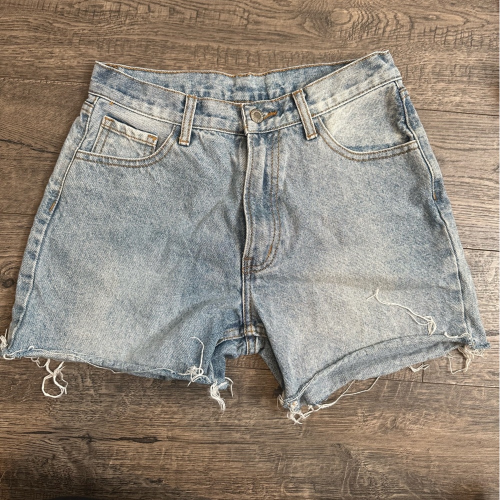 Brandy Melville shorts